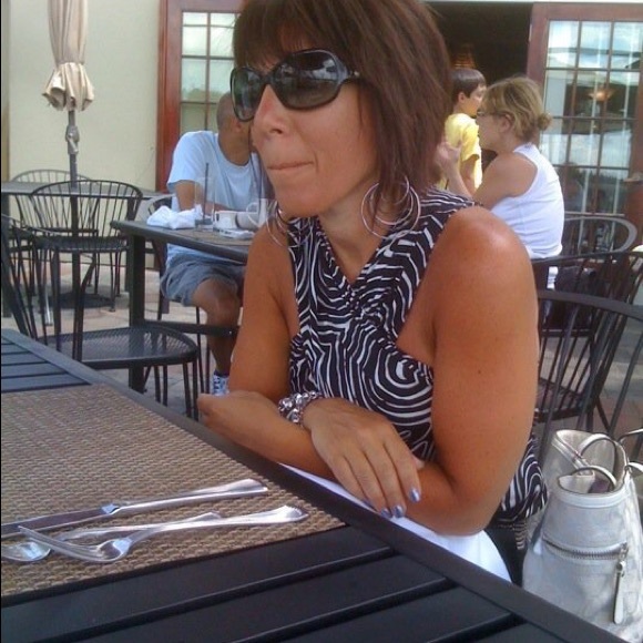 Meet your Posher, Kristen - Picture 10 of 11